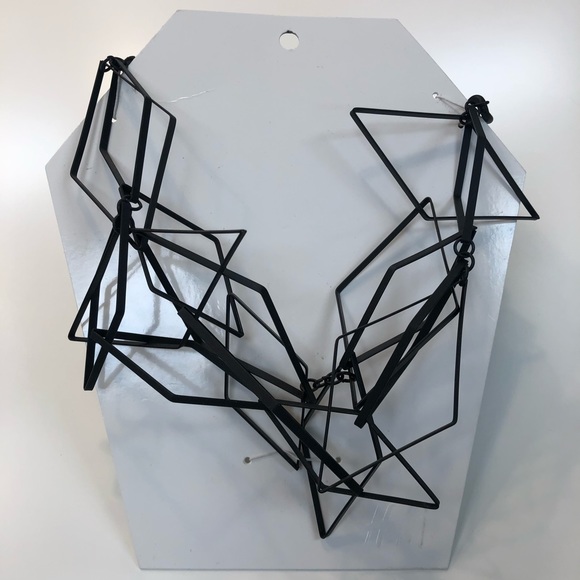 🆕H&M Limited Edition High Fashion Necklace - Picture 2 of 4